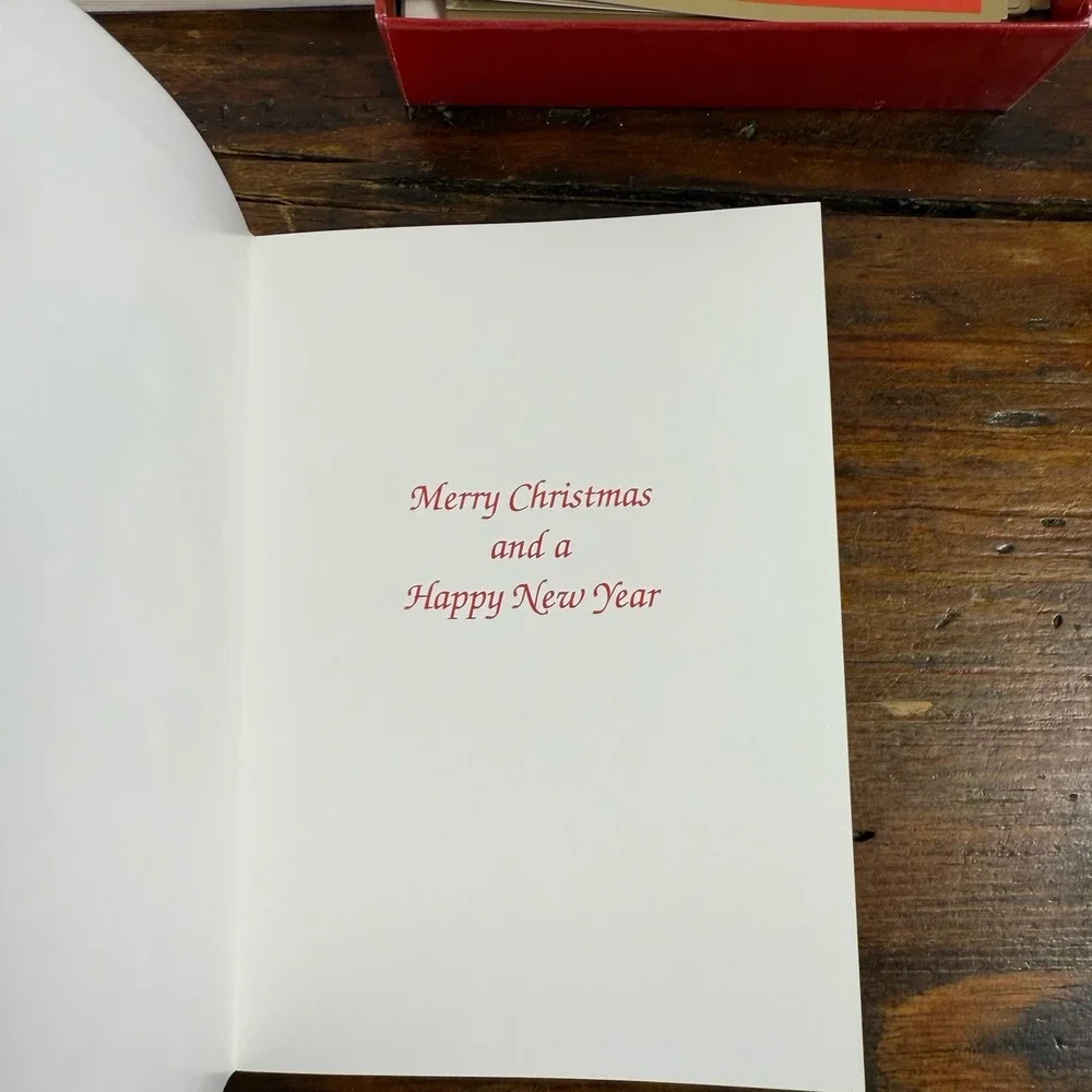 VNTG Lot of 32 Unused Assorted Christmas Greeting Cards / Envelopes  England USA